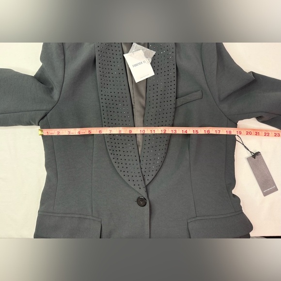 NWT Forever 21 Rhinestone Single Breasted Blazer Black Size Medium - Picture 9 of 10